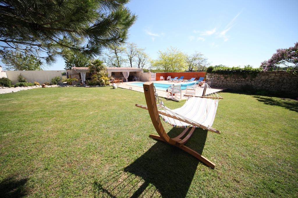 Oeno-Lodge Saint-Germain-dʼEsteuil Extérieur photo